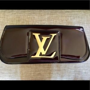 Louis Vuitton Clutch
